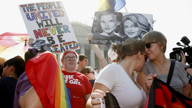 Supreme Court Gay Marriage.jpg